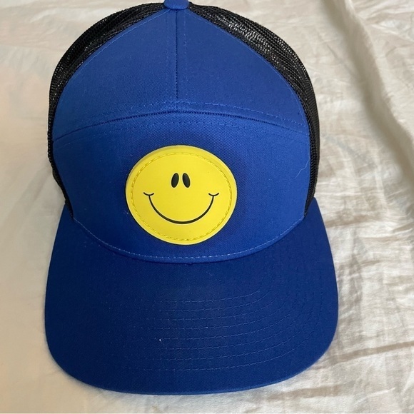Richardson Smiley Face Baseball Hat - Picture 1 of 6